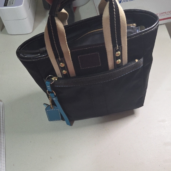 Coach Vintage Hampton Tote - Picture 1 of 8